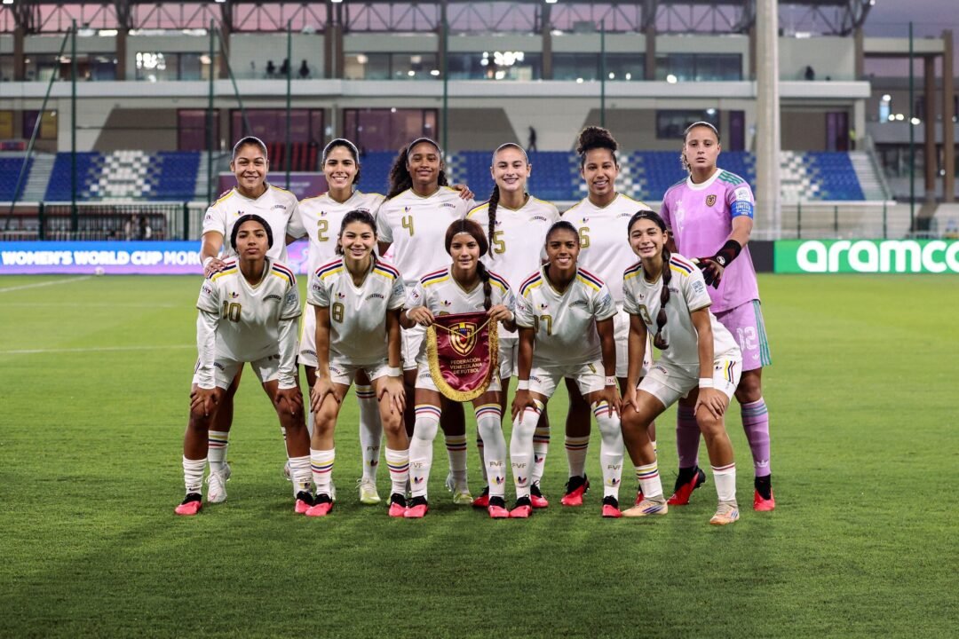 VINOTINTO FEMENINA SUB-17 CAE 2-0 ANTE FRANCIA EN SU DEBUT MUNDIALISTA
